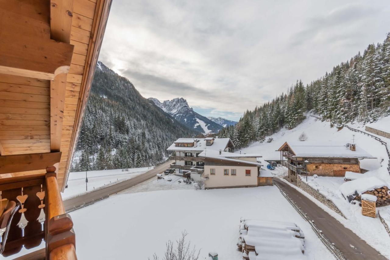 Chalet Butterfly 3 Mazzin Εξωτερικό φωτογραφία