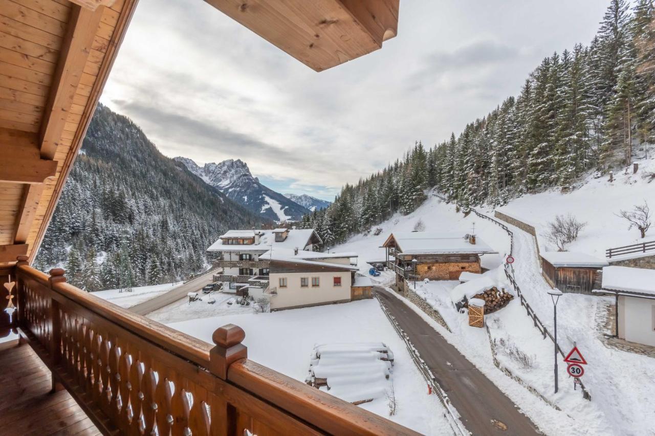Chalet Butterfly 3 Mazzin Εξωτερικό φωτογραφία